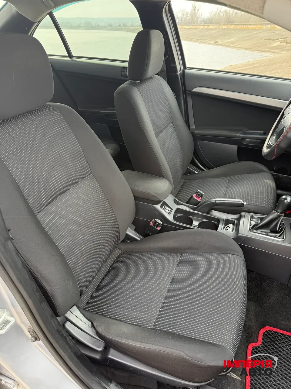 Mitsubishi Lancer - фото 15