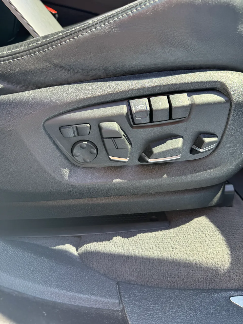 BMW X6 - фото 17