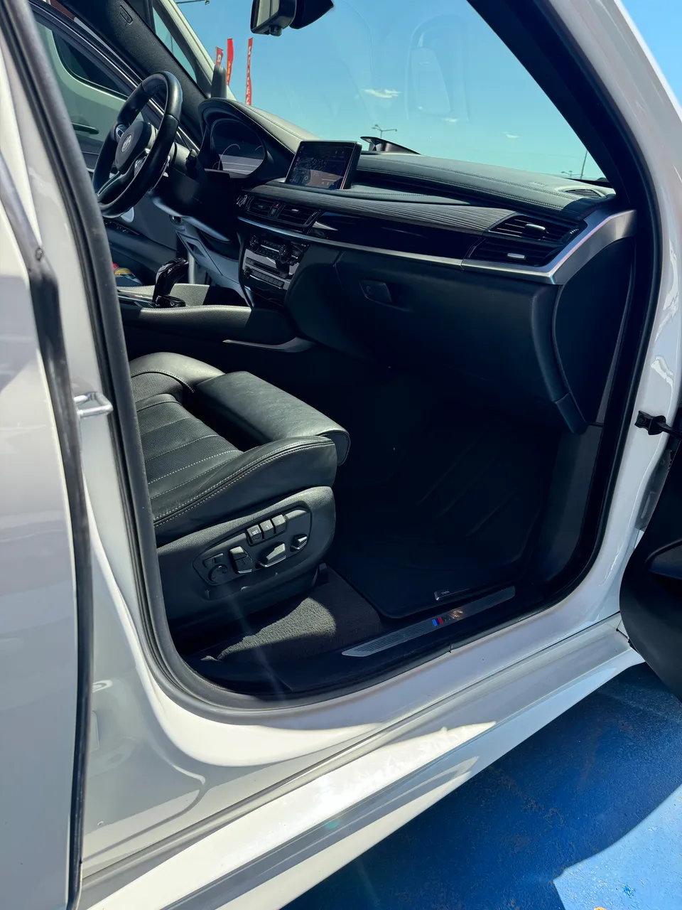 BMW X6 - фото 16