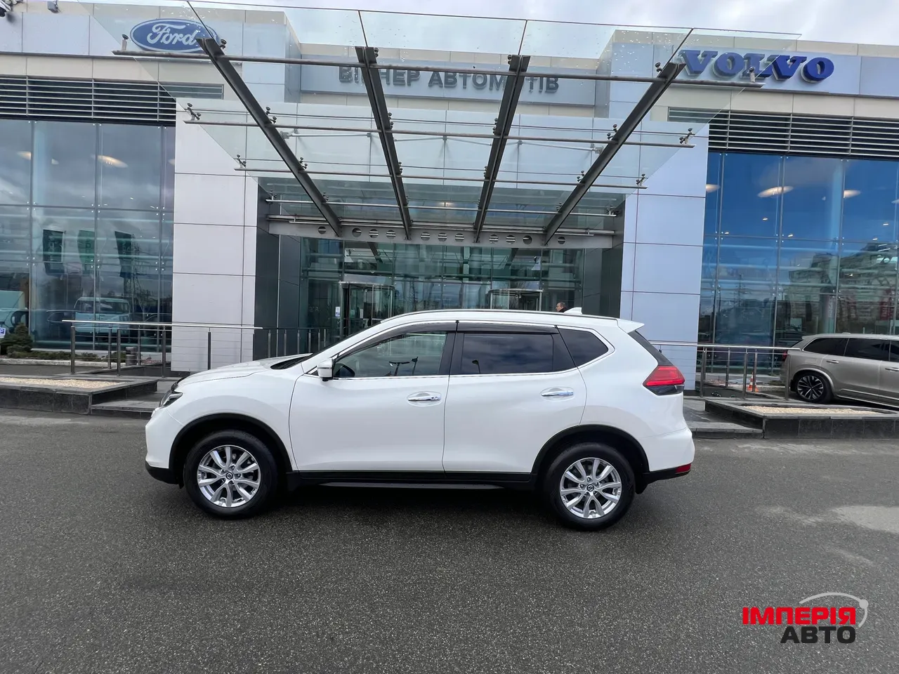 Nissan X-Trail - фото 11