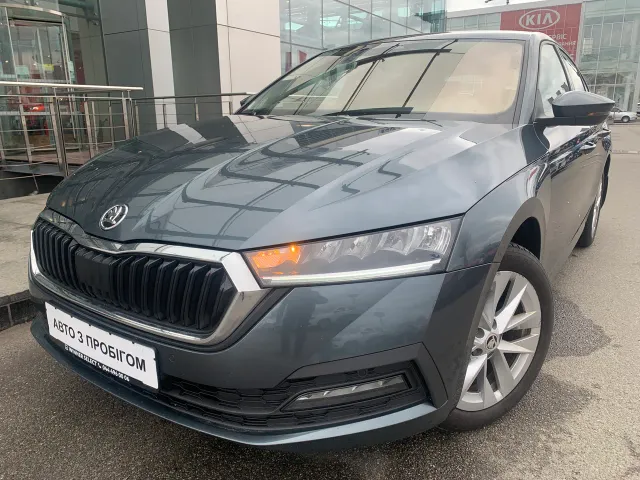 Skoda Octavia - фото 1