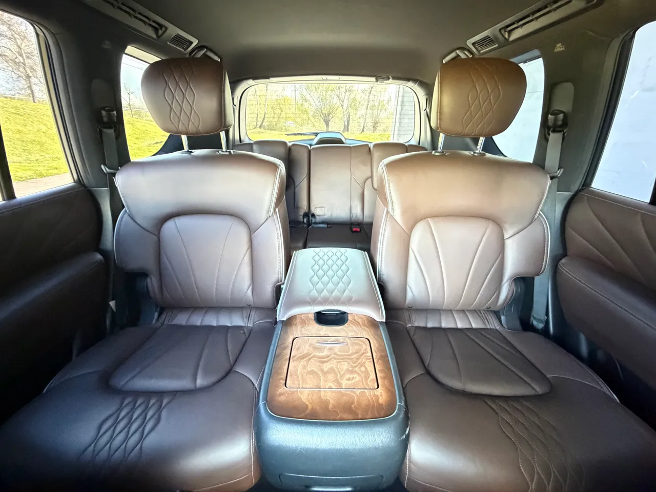 Infiniti QX80 - фото 10