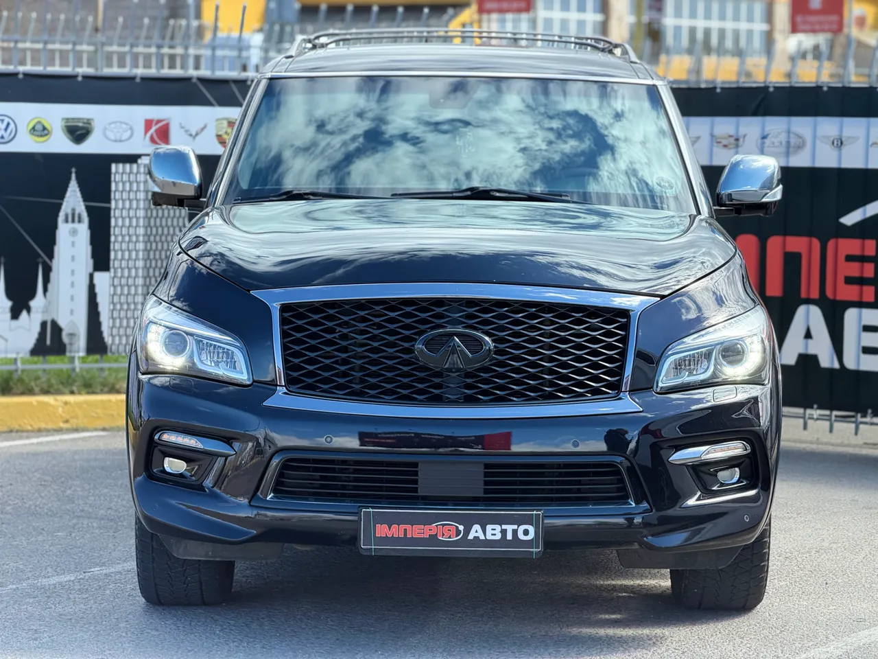 Infiniti QX80 - фото 14