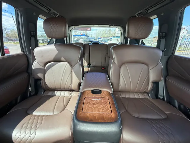 Infiniti QX80 - фото 4