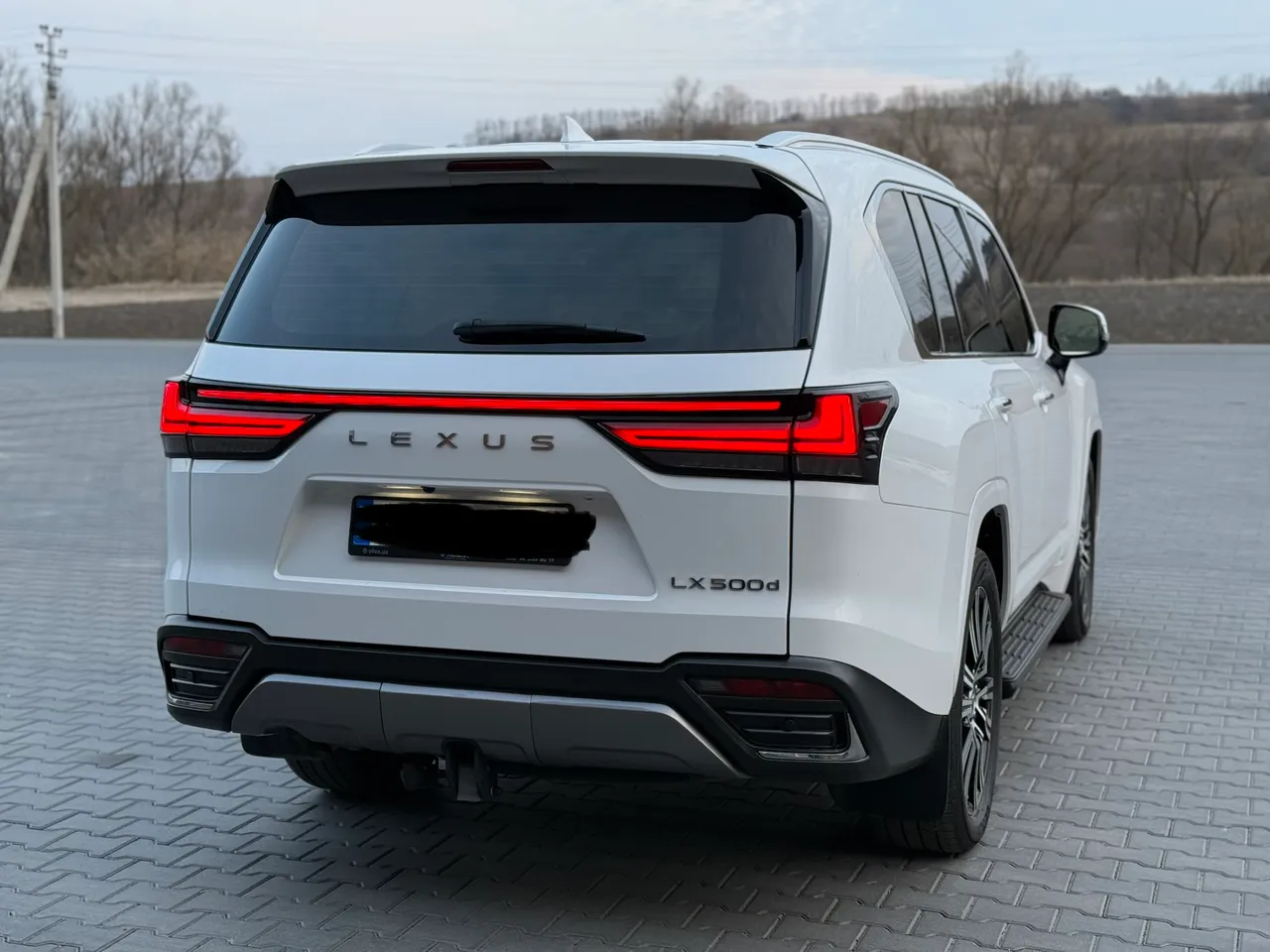 Lexus LX - фото 5