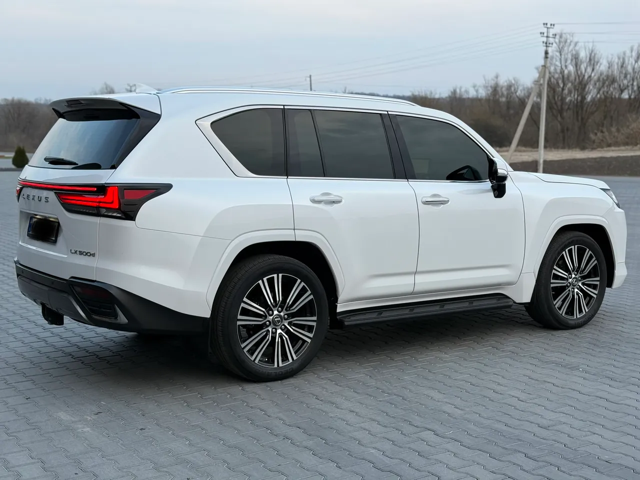 Lexus LX - фото 6