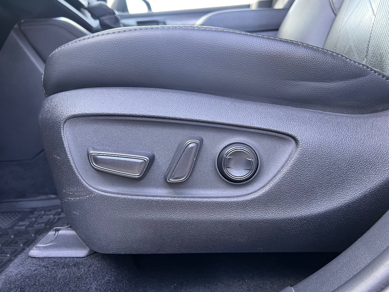 Toyota Highlander - фото 30