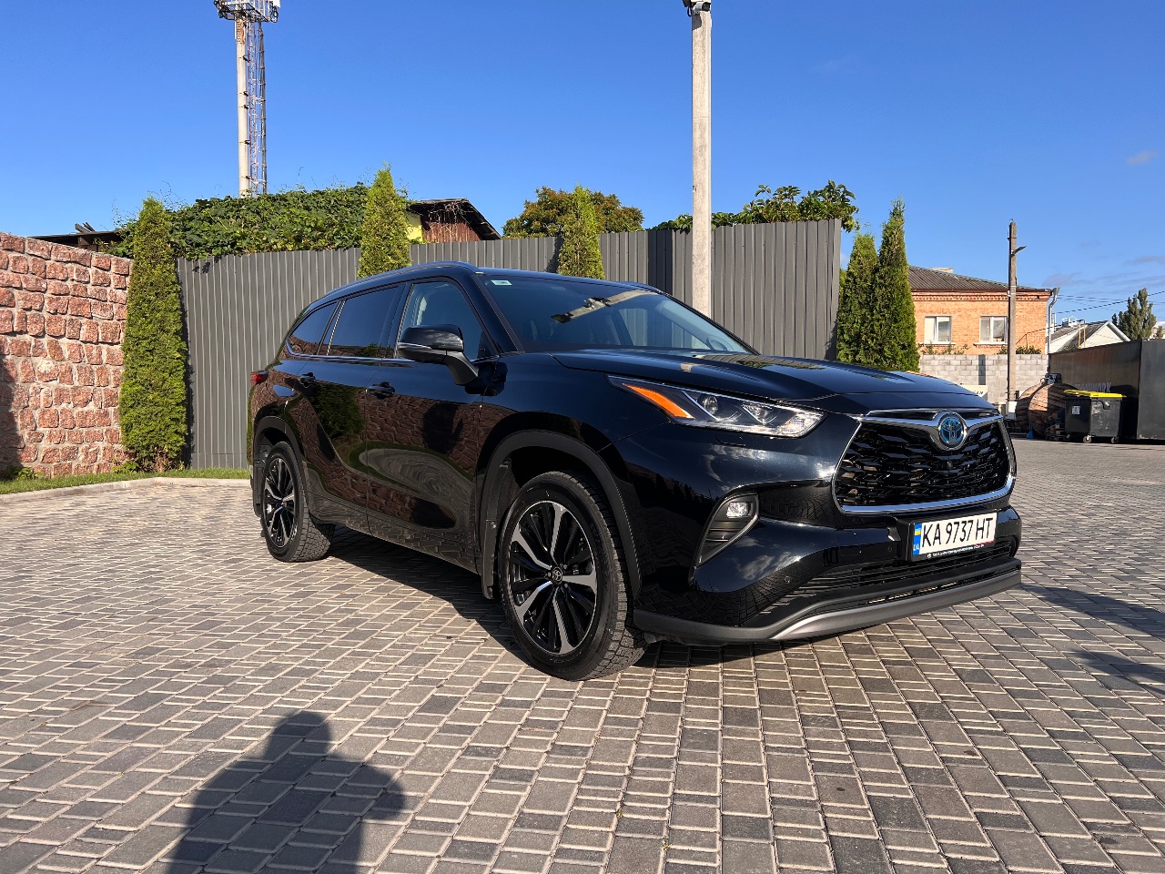 Toyota Highlander - фото 1