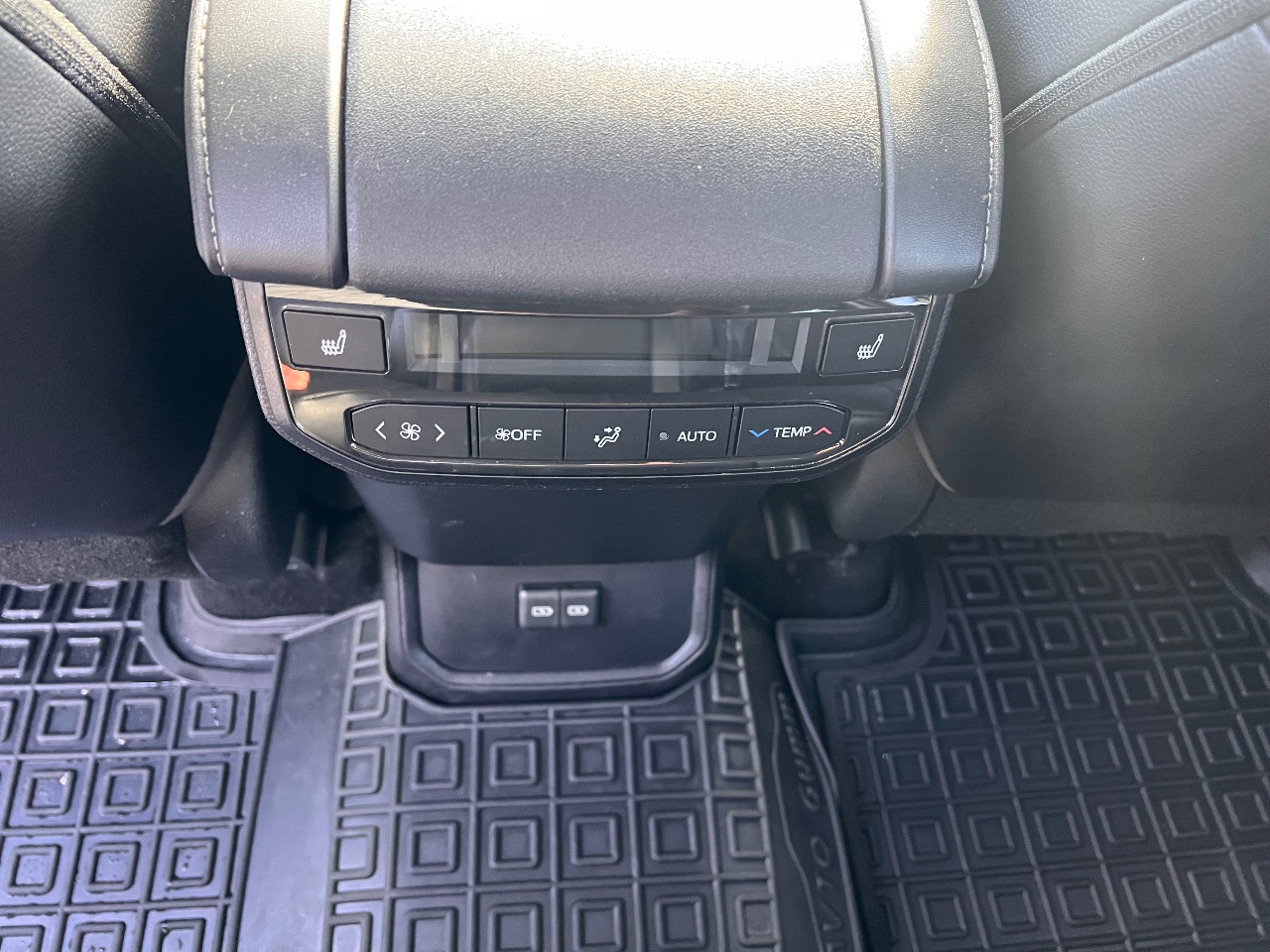 Toyota Highlander - фото 19