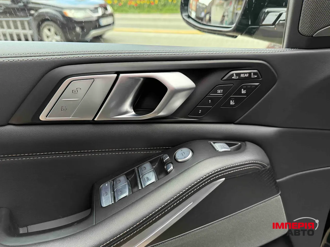 BMW X7 - фото 15