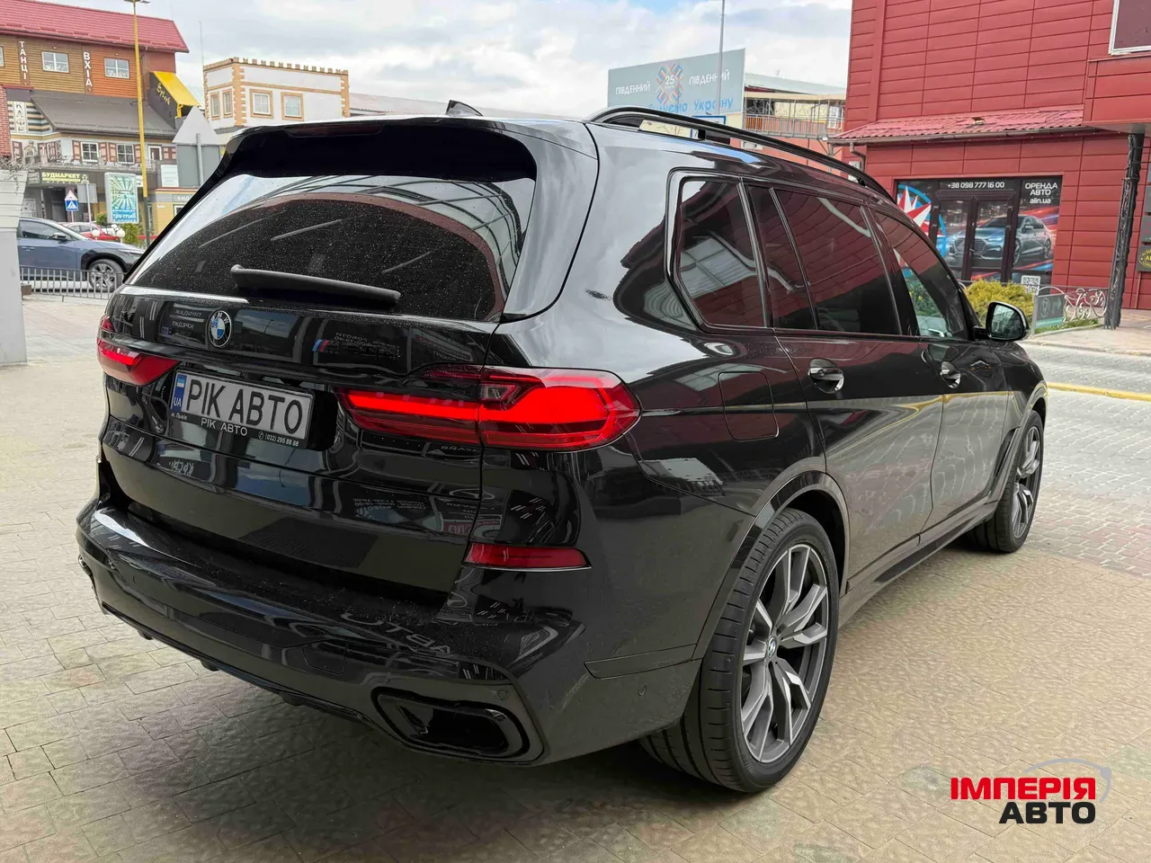 BMW X7 - фото 9