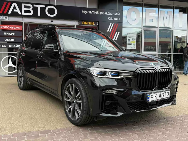 BMW X7 - фото 4