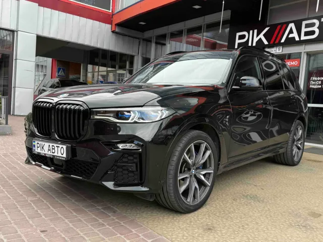 BMW X7 - фото 2