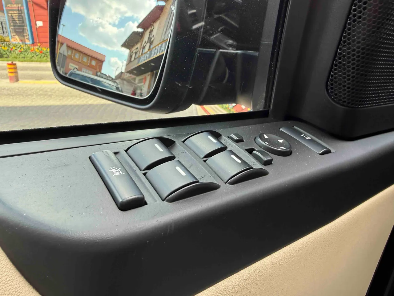 Land Rover Range Rover - фото 14