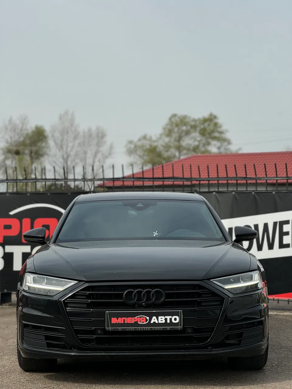 Audi A8 - фото 2