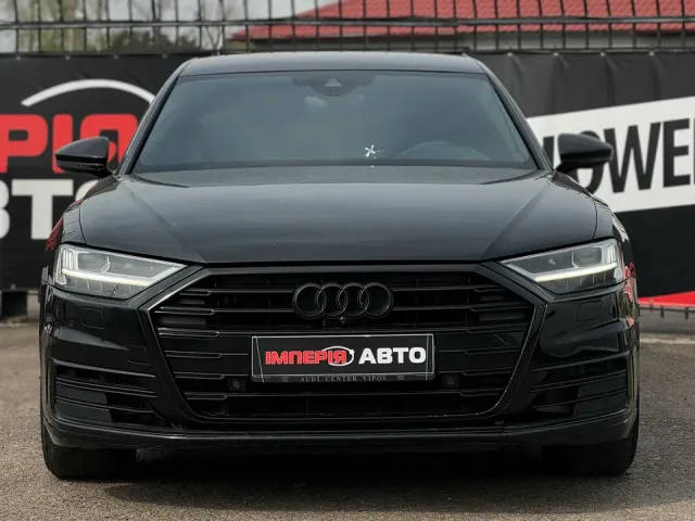Audi A8 - фото 2