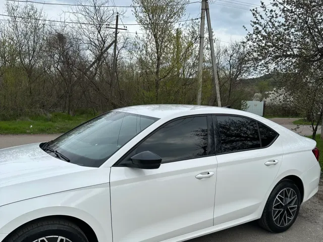 Skoda Octavia - фото 2