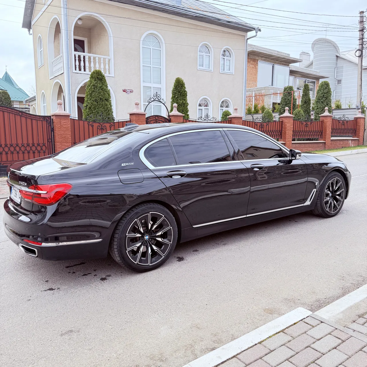 BMW 7 серії - фото 6
