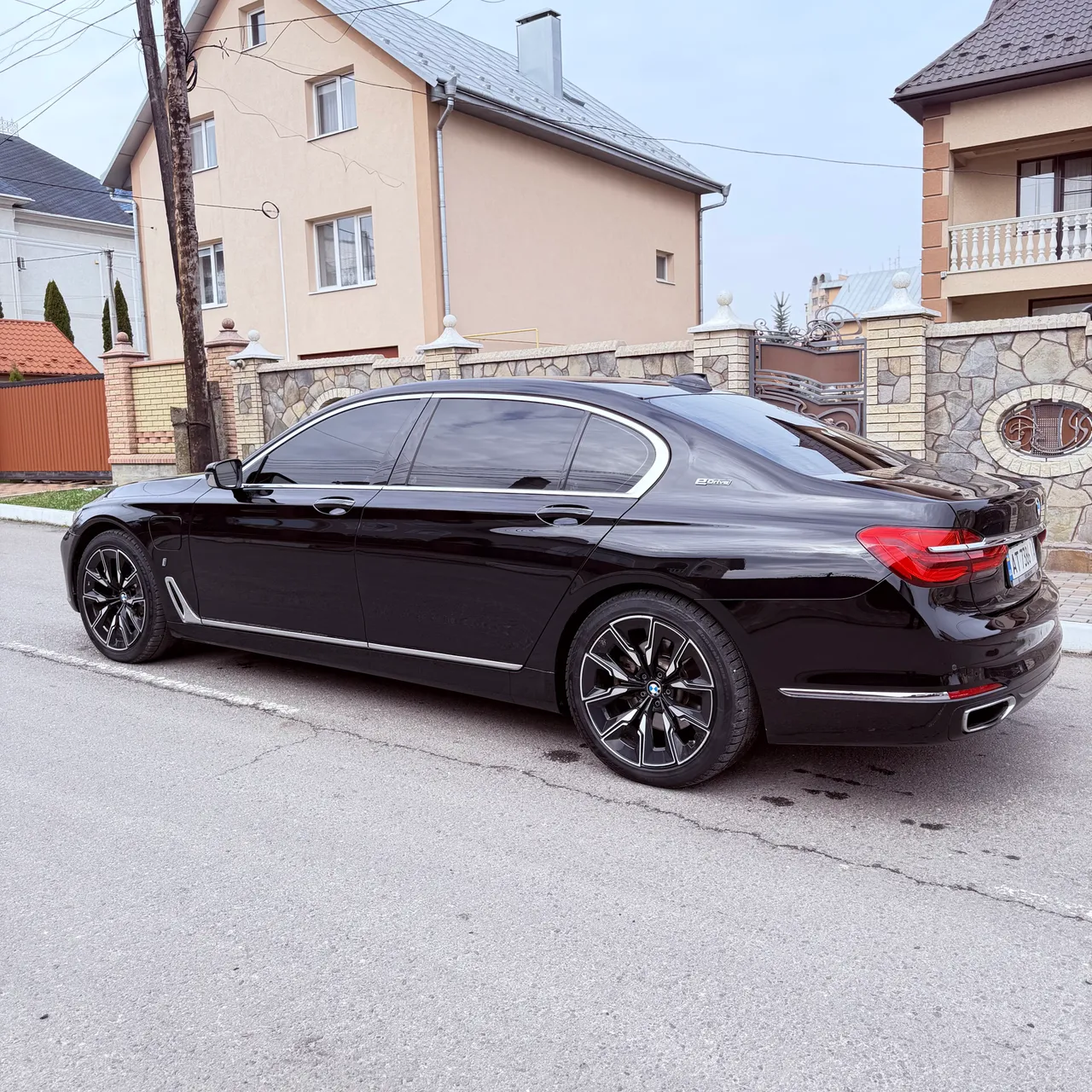 BMW 7 серії - фото 10