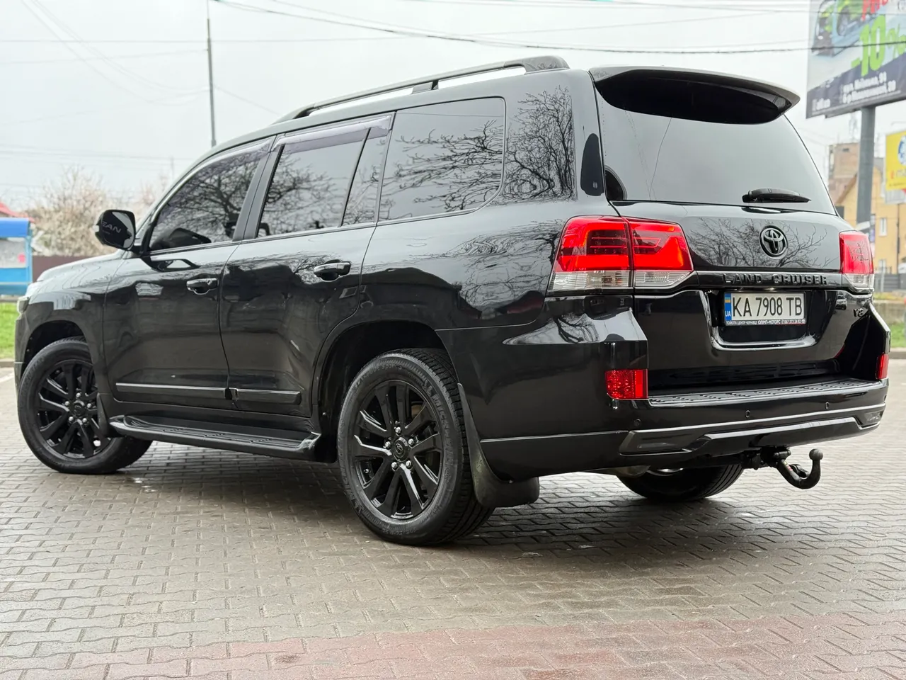 Toyota Land Cruiser - фото 3