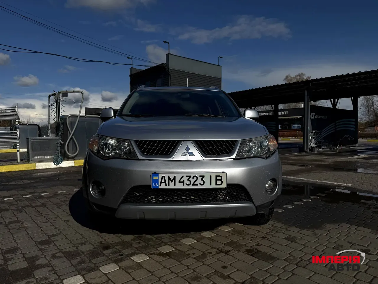 Mitsubishi Outlander - фото 5