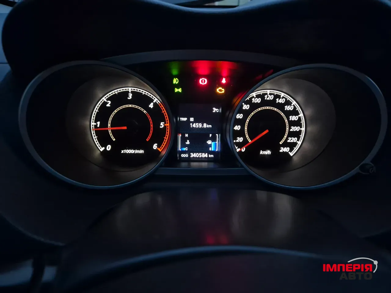 Mitsubishi Outlander - фото 10