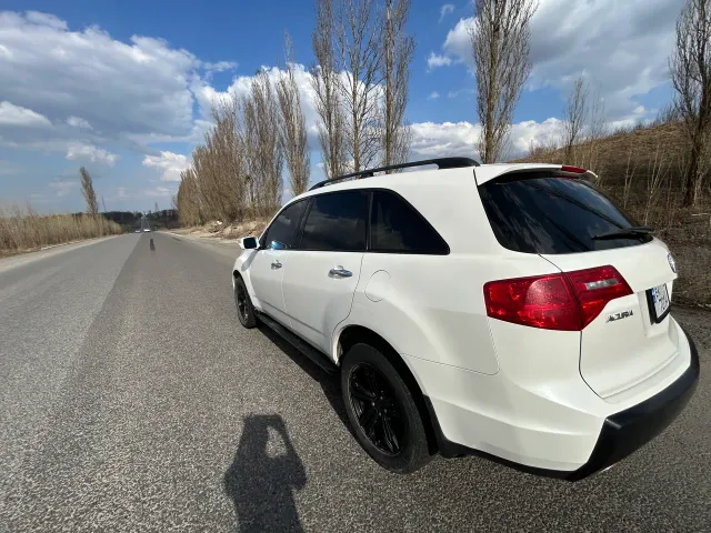 Acura MDX - фото 3