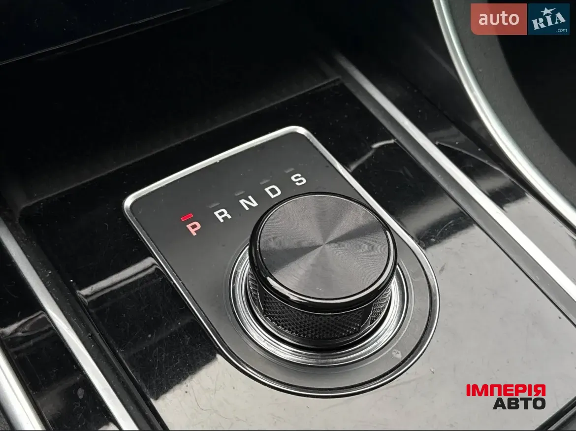 Jaguar XF - фото 17
