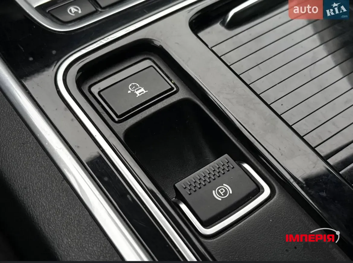 Jaguar XF - фото 18