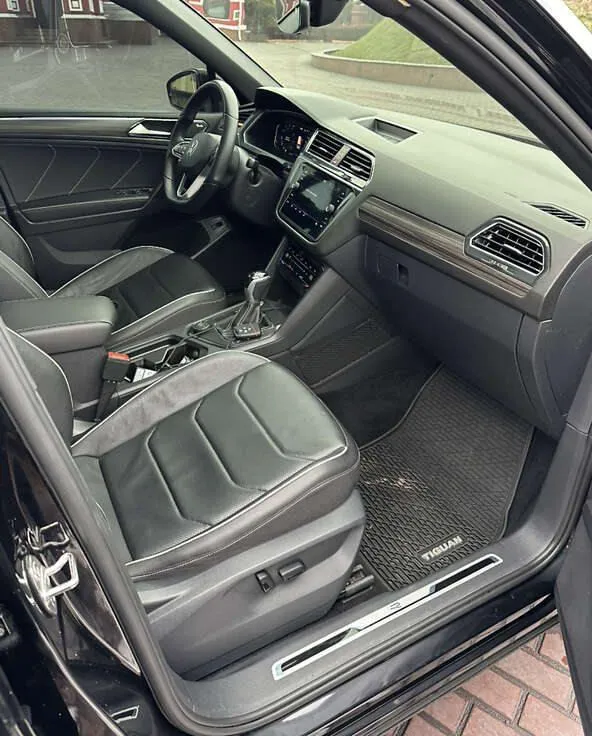 Volkswagen Tiguan - фото 14