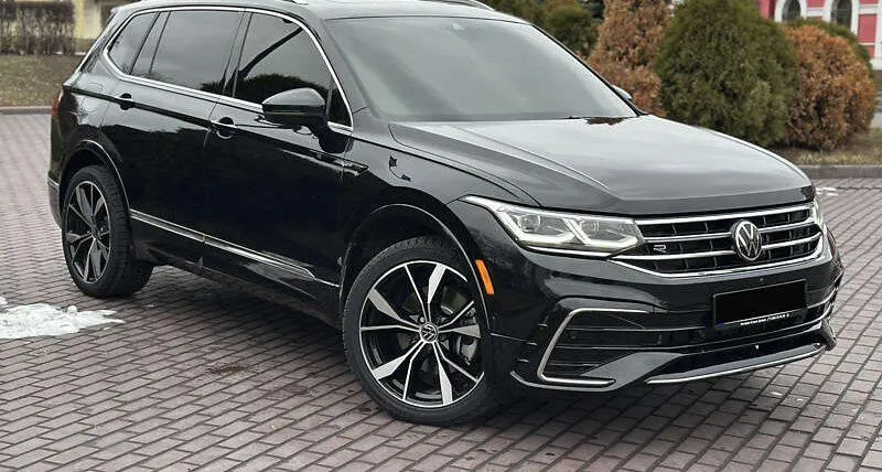 Volkswagen Tiguan - фото 3