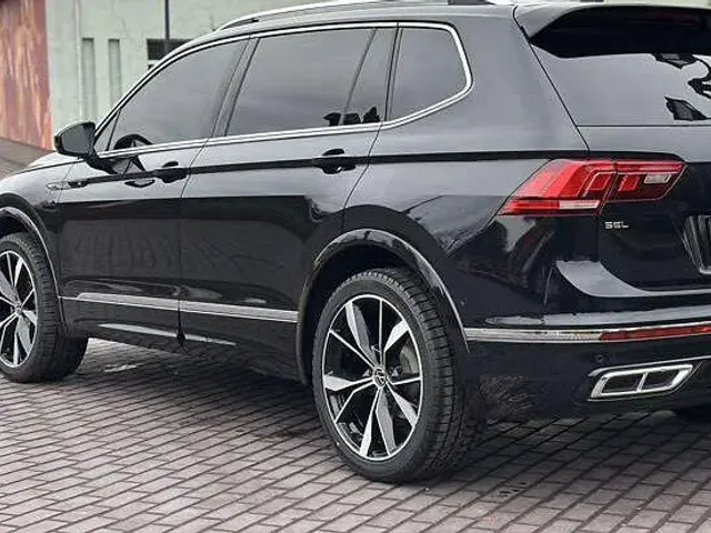 Volkswagen Tiguan - фото 5