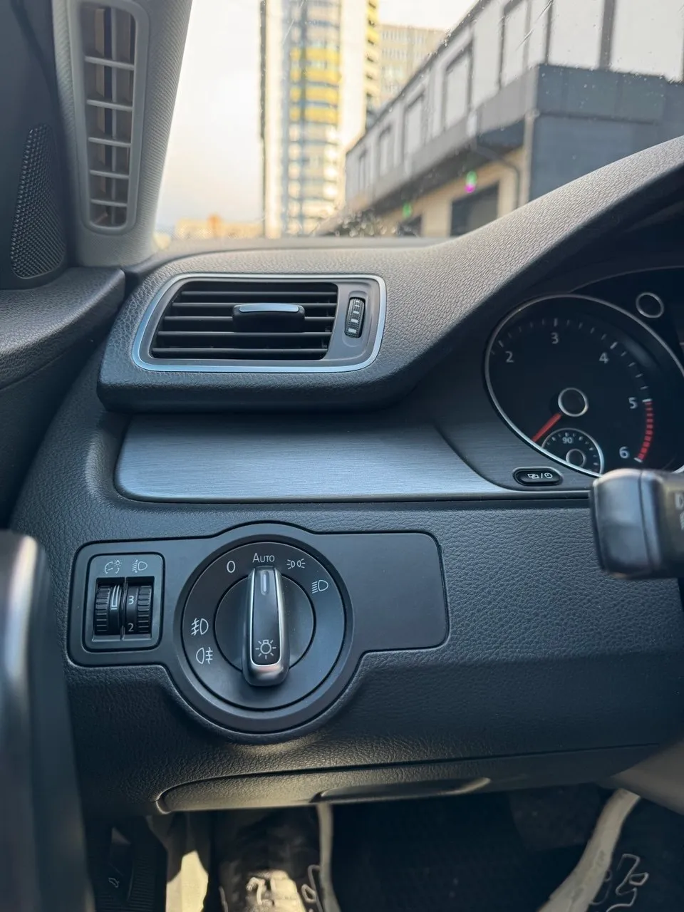Volkswagen Passat - фото 16