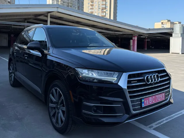 Audi Q7 - фото 3