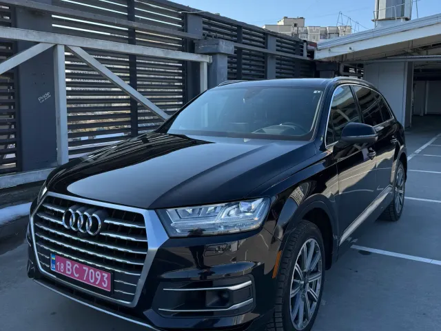 Audi Q7 - фото 4