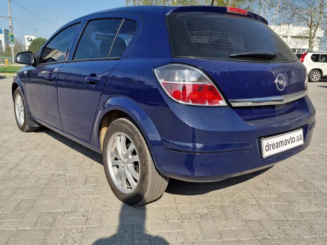 Opel Astra - фото 5