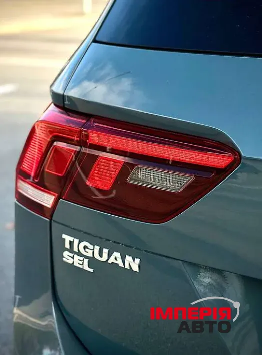 Volkswagen Tiguan - фото 6