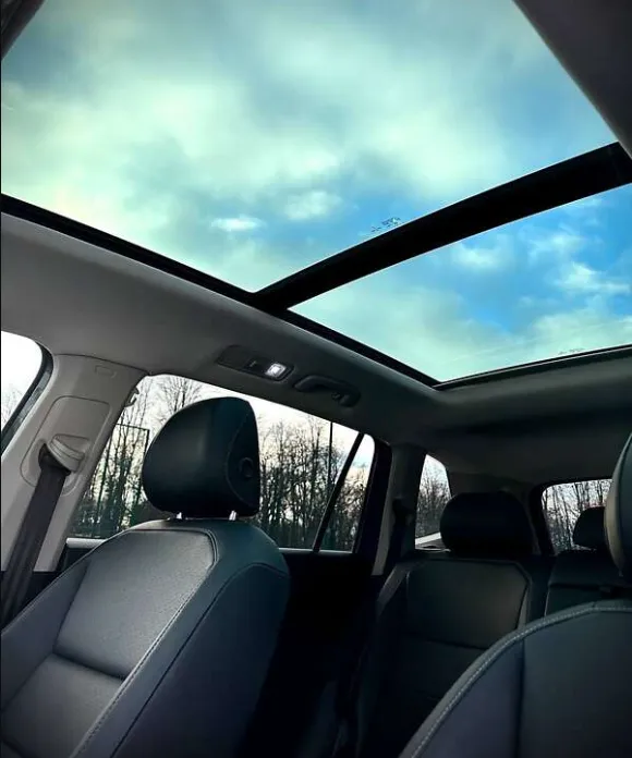 Volkswagen Tiguan - фото 13