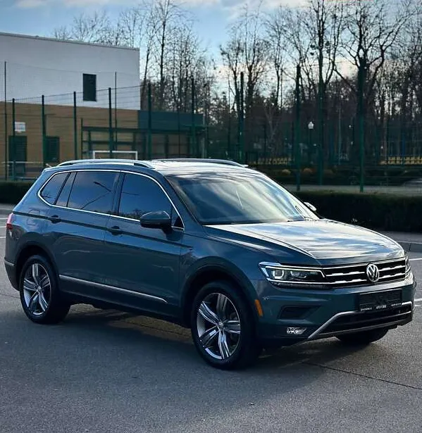 Volkswagen Tiguan - фото 2