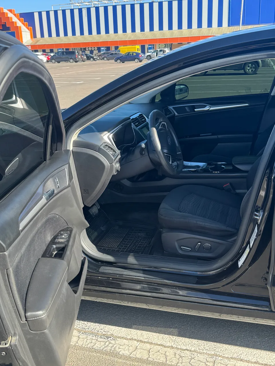 Ford Fusion USA - фото 8