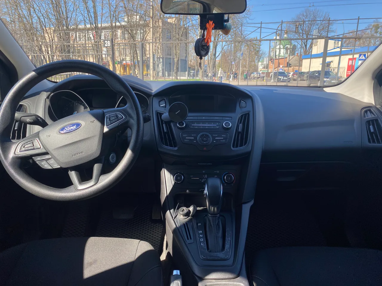 Ford Focus RS - фото 9