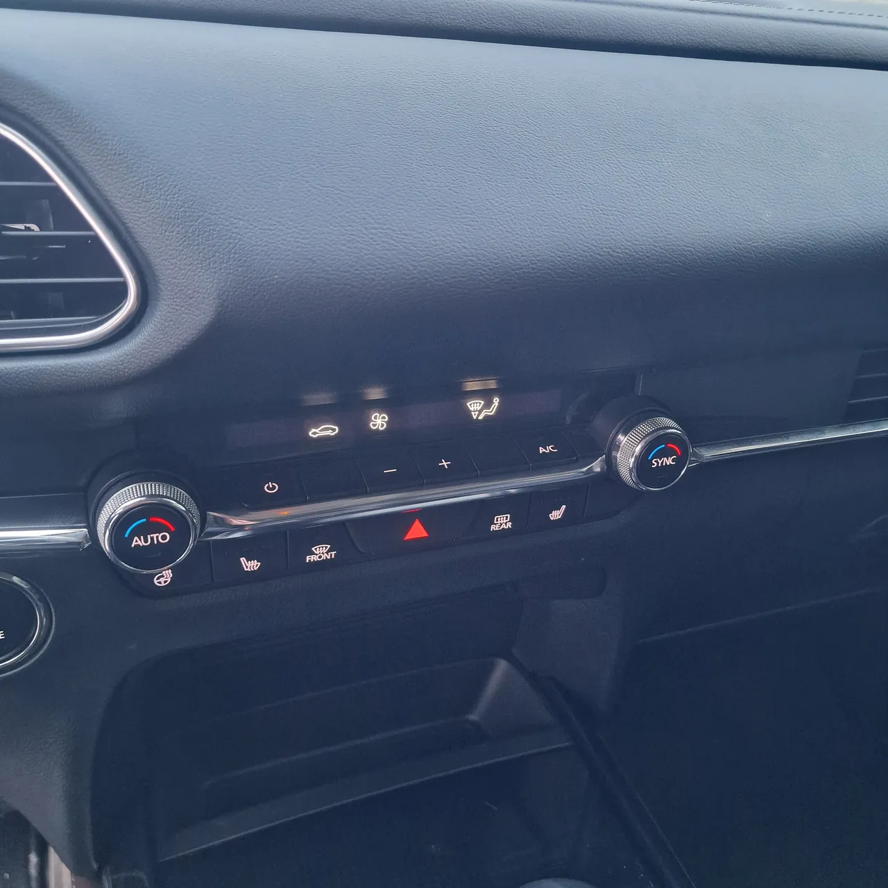 Mazda CX-30 - фото 19