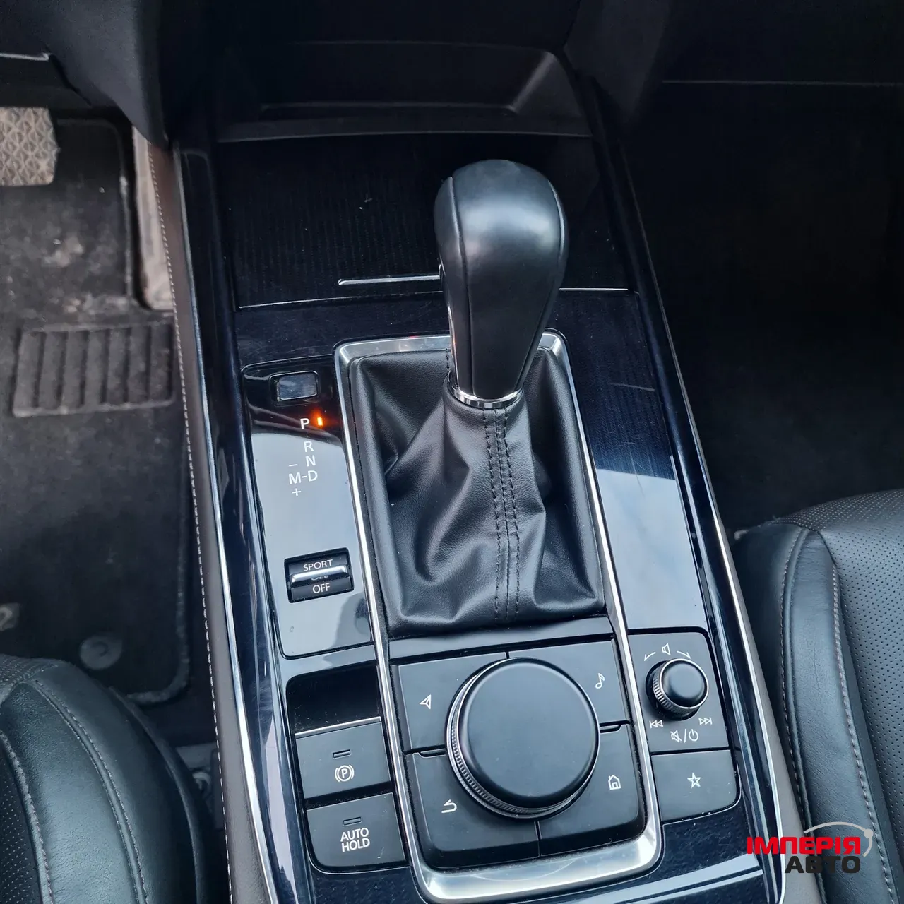 Mazda CX-30 - фото 21