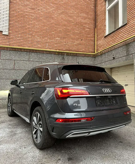 Audi Q5 - фото 5