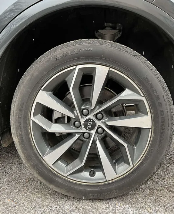 Audi Q5 - фото 13