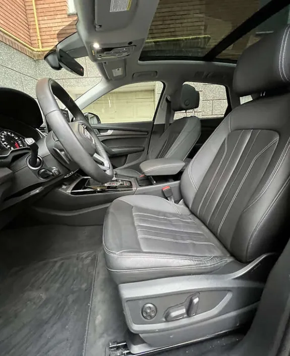 Audi Q5 - фото 7