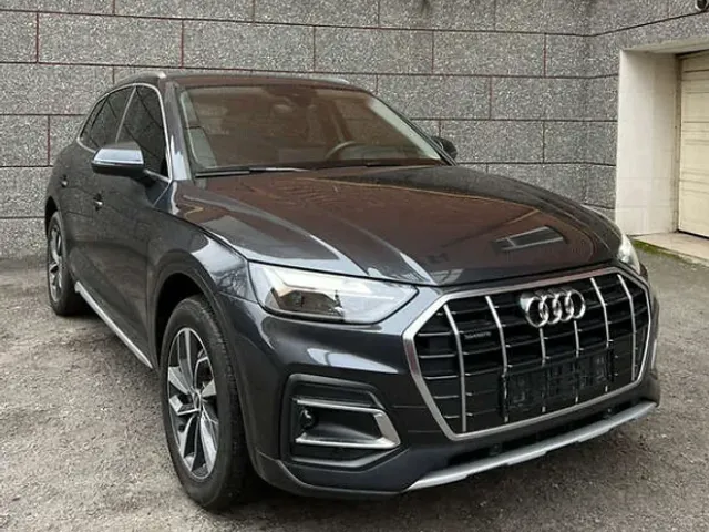 Audi Q5 - фото 1