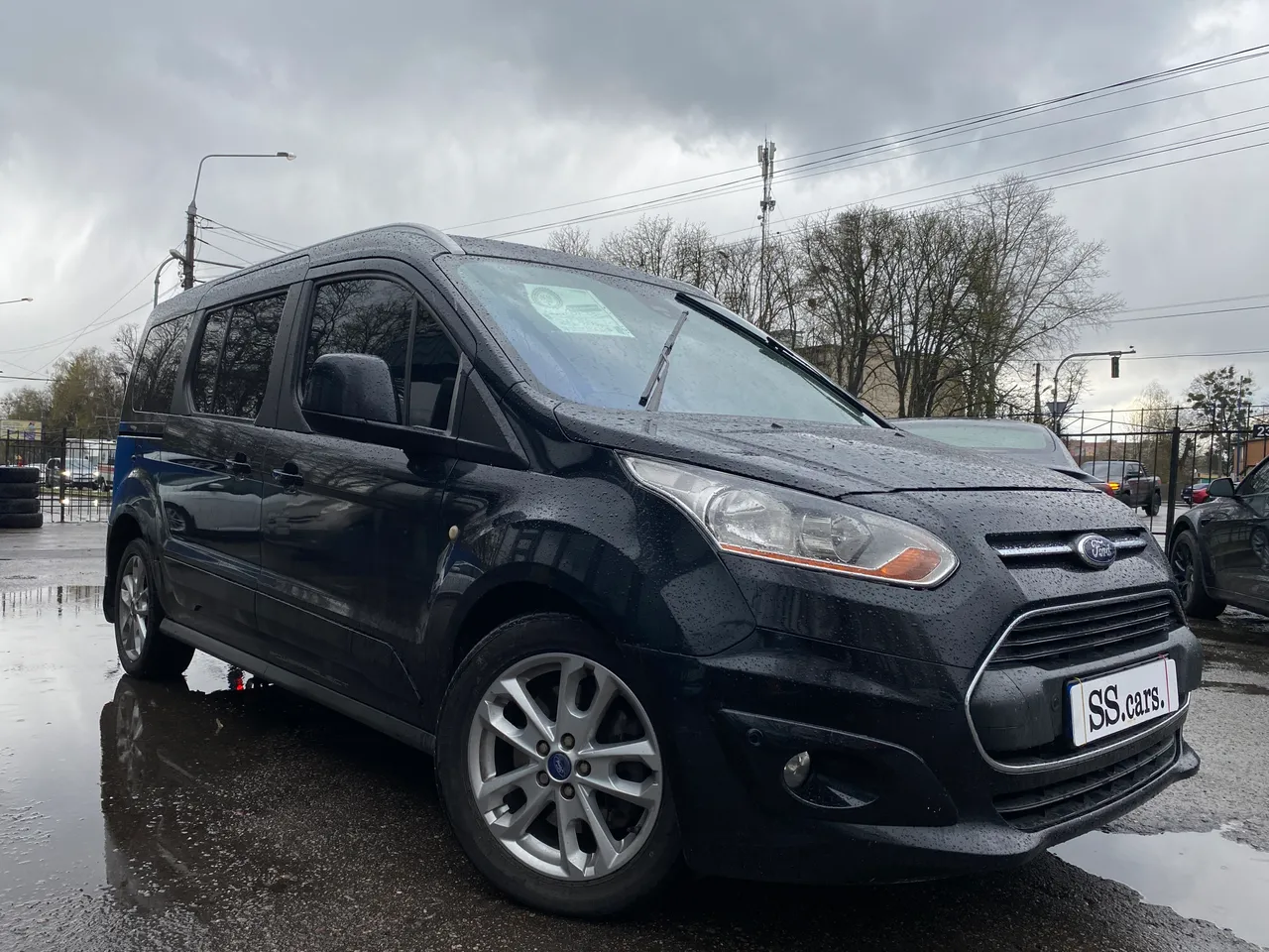 Ford Tourneo Connect - фото 8