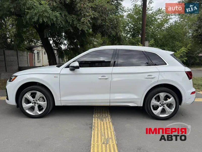 Audi Q5 - фото 17