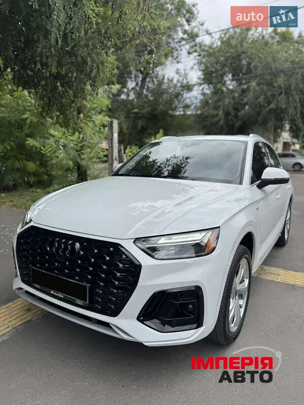 Audi Q5 - фото 18
